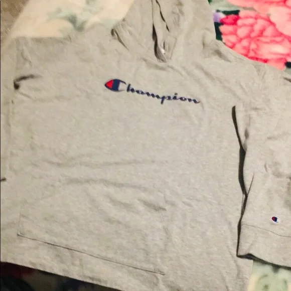 Men’s champion grey hoodie - Picture 2 of 4